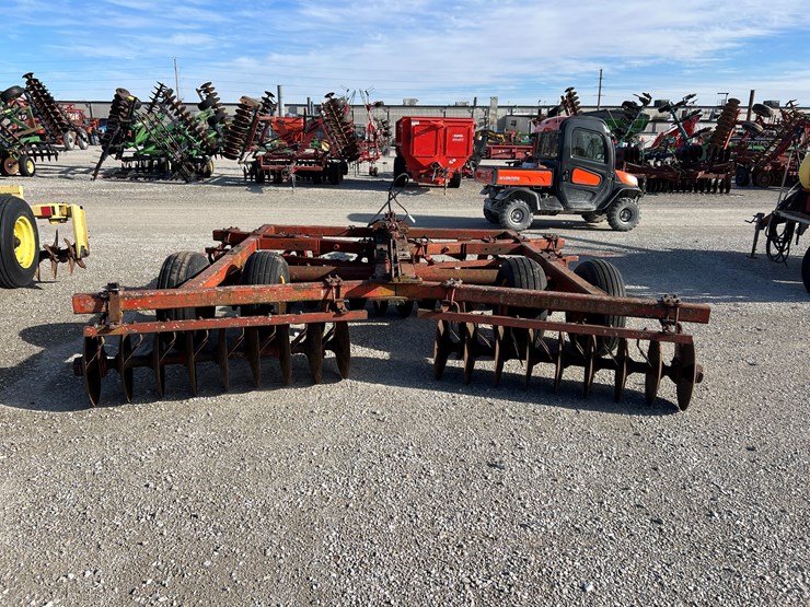 massey-ferguson-820-image-5