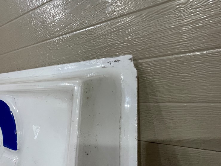 #7876-•-united-delco-sign-image-2