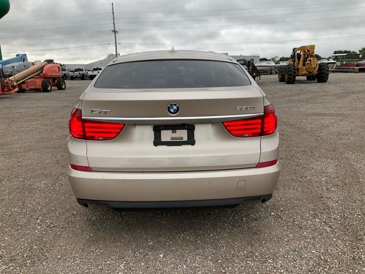 #2053-•-2010-bmw-550gt-car*-image-5