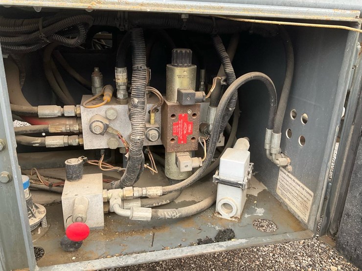 skyjack-sj7135rt-image-25