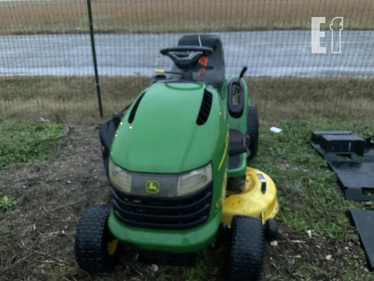 john-deere-la-image-1