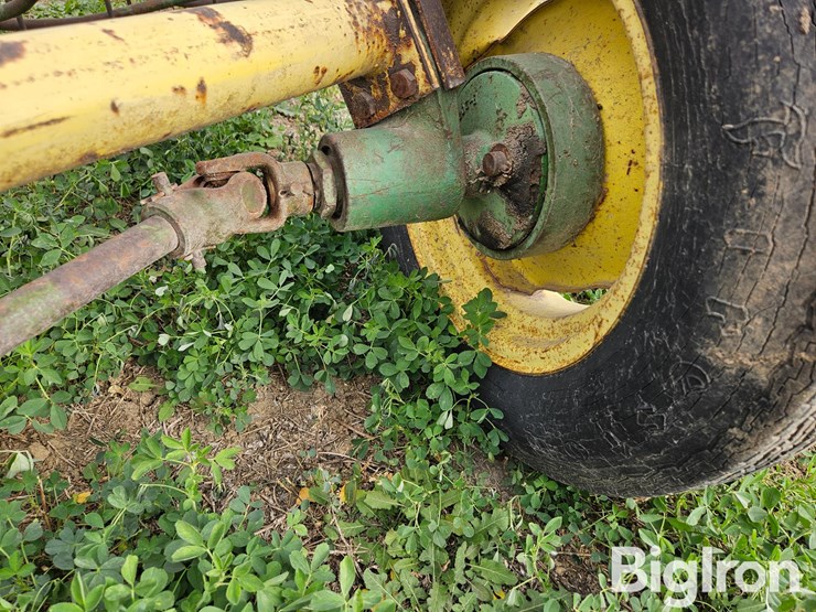 john-deere-640-image-17