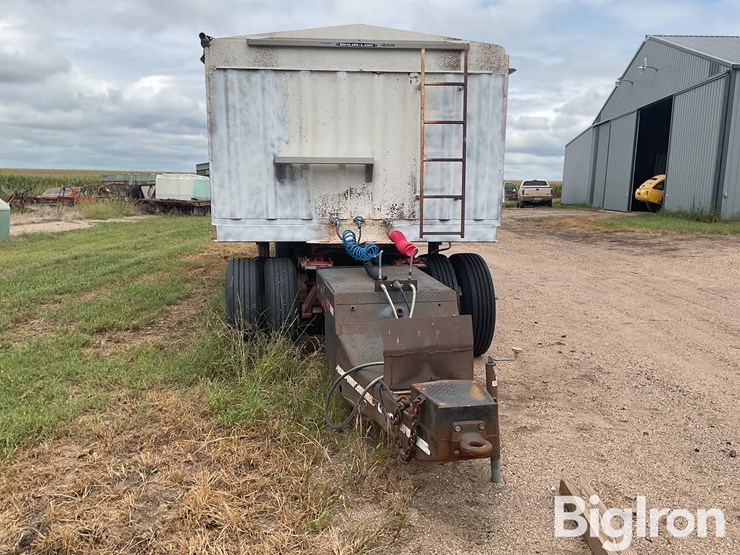 neville-trailer-image-2