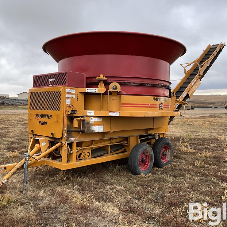 HAYBUSTER H1100