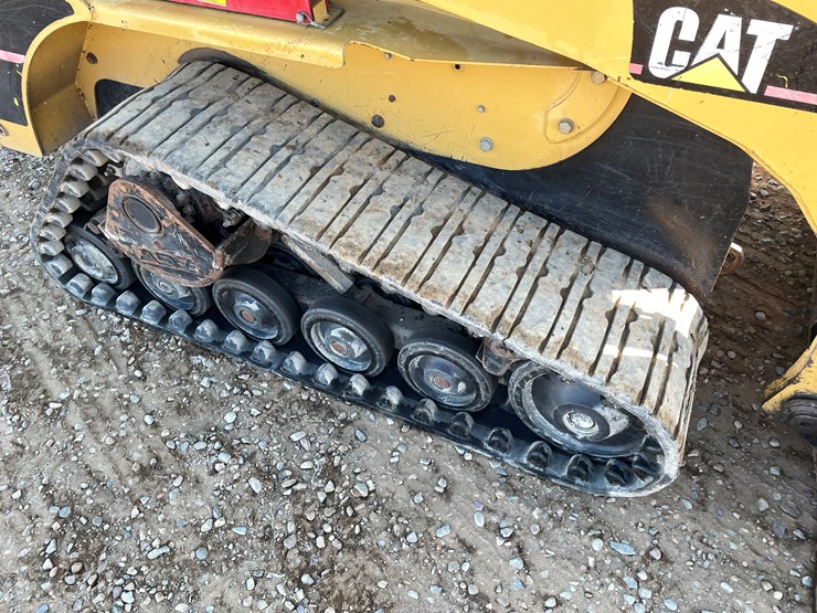 caterpillar-257b-image-11