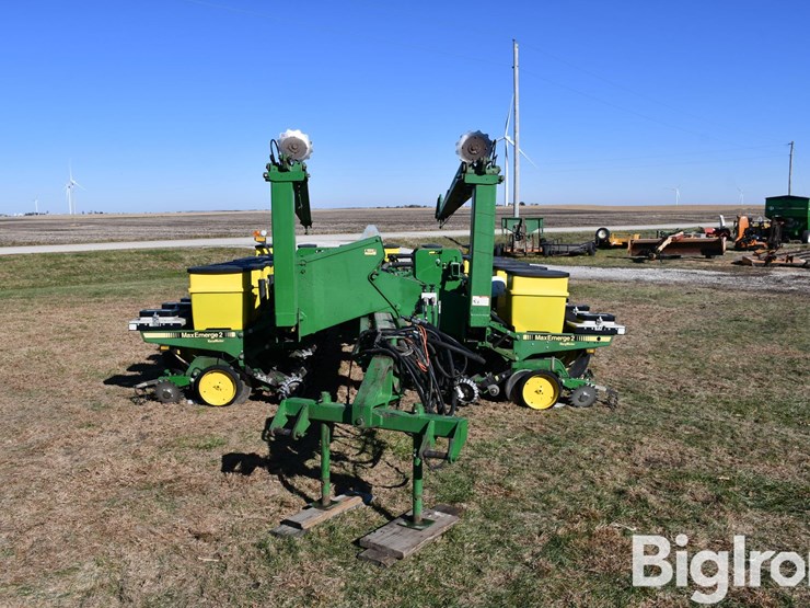 john-deere-7200-image-2