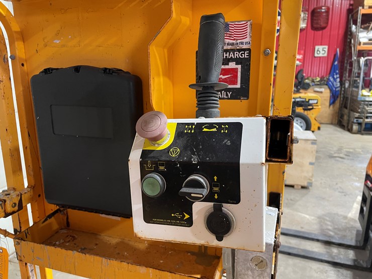 2016-hy-brid-lifts-hb-1430-image-13