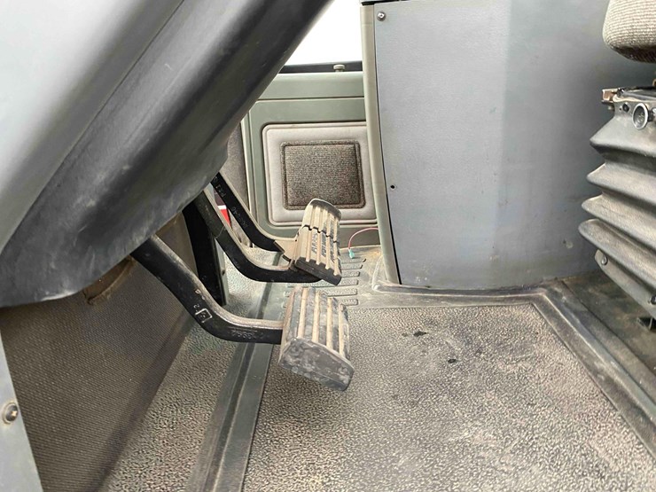 case-ih-7140-image-46