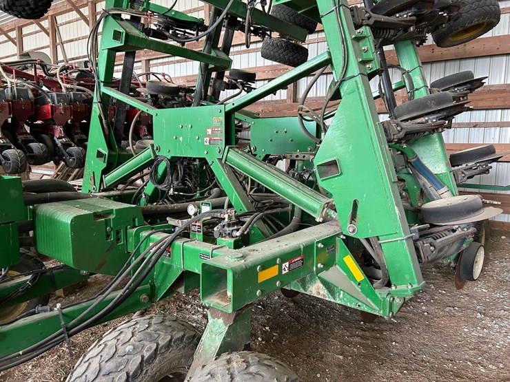 john-deere-1900-image-17