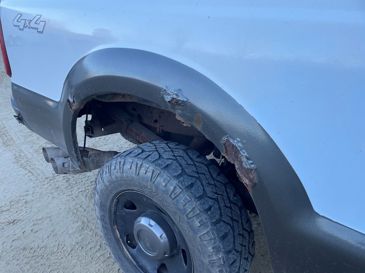 ford-f250-xl-image-15