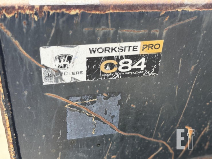 2017-deere-331g-image-13