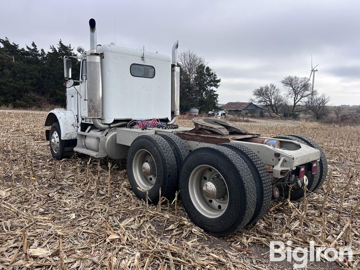 freightliner-flc120-image-6