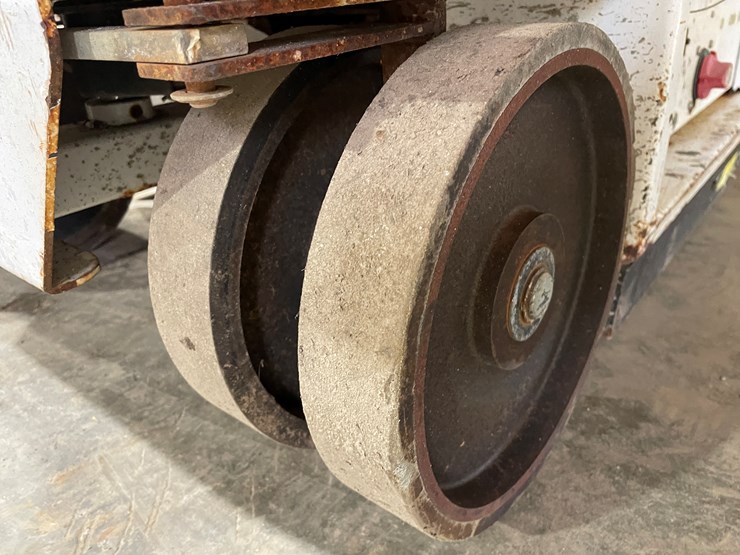 2016-hy-brid-lifts-hb-1430-image-10