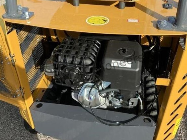 2025-cfg-mx12r-mini-excavator-image-9