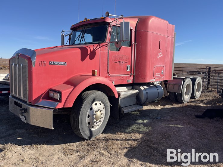 kenworth-t800-image-1