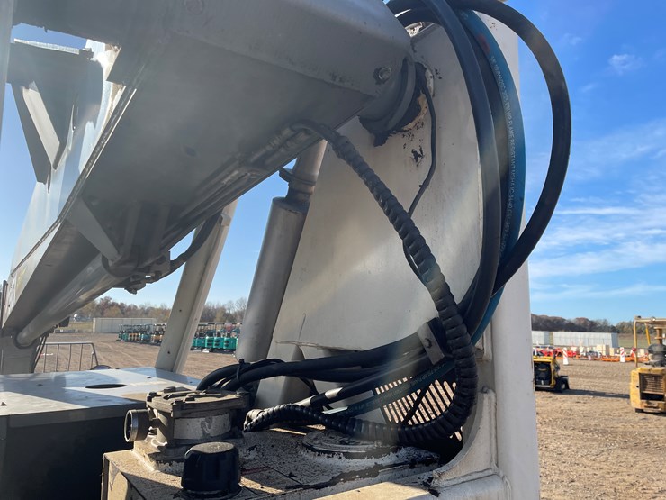 terex-th644c-image-34