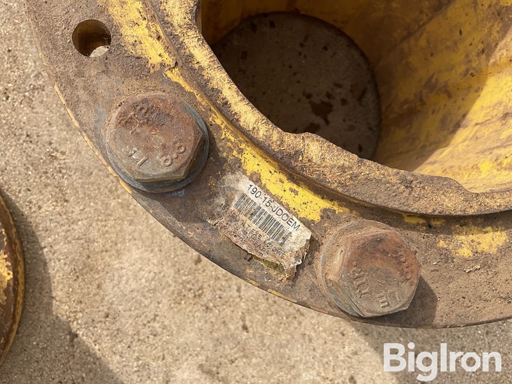 john-deere-15-image-14