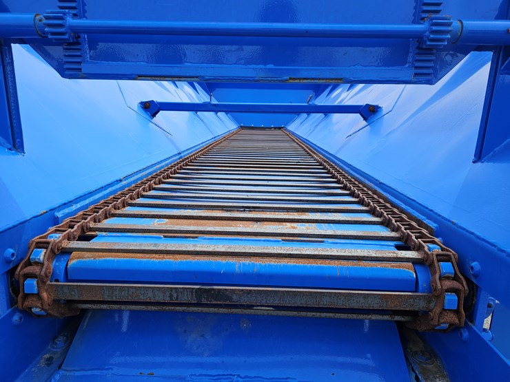 #203452-•-adams-cl20-litter-spreader-image-8