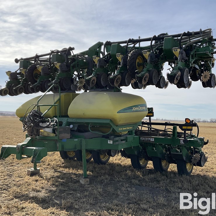 2012 JOHN DEERE DR24