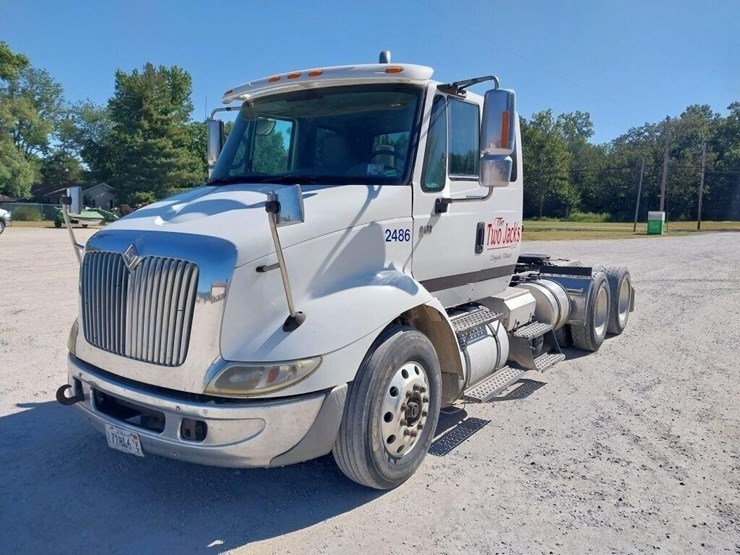 2006-international-8600-image-2