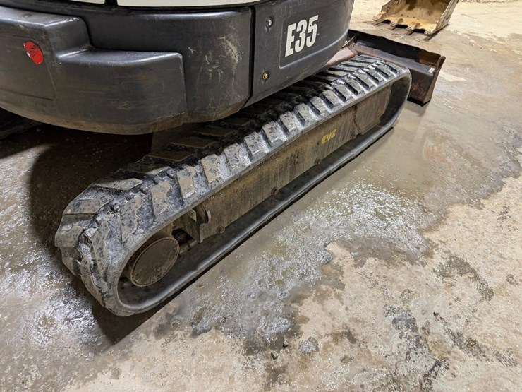 bobcat-e35-image-26