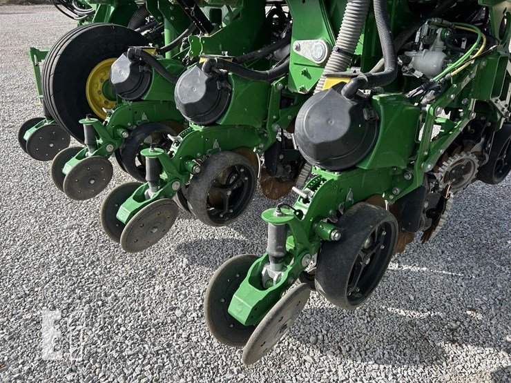 john-deere-1795-image-18