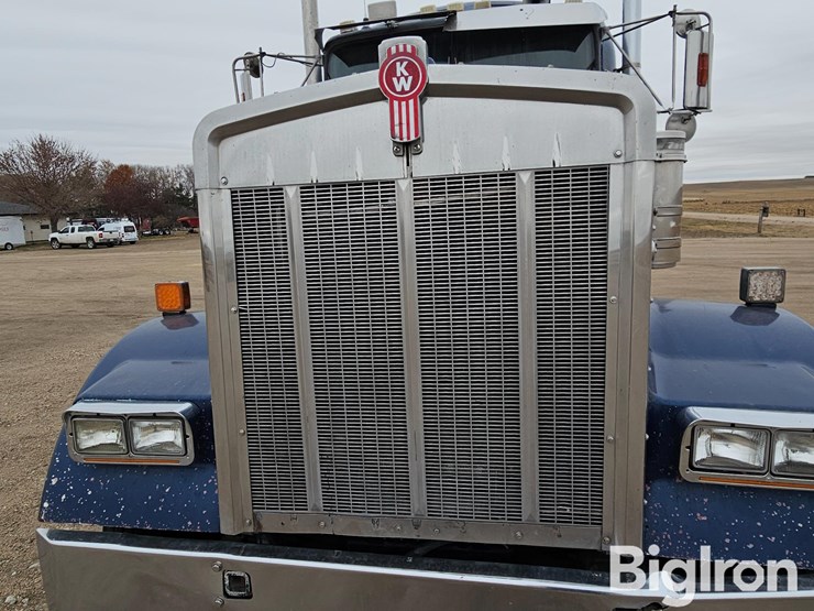 2005-kenworth-w900b-image-20