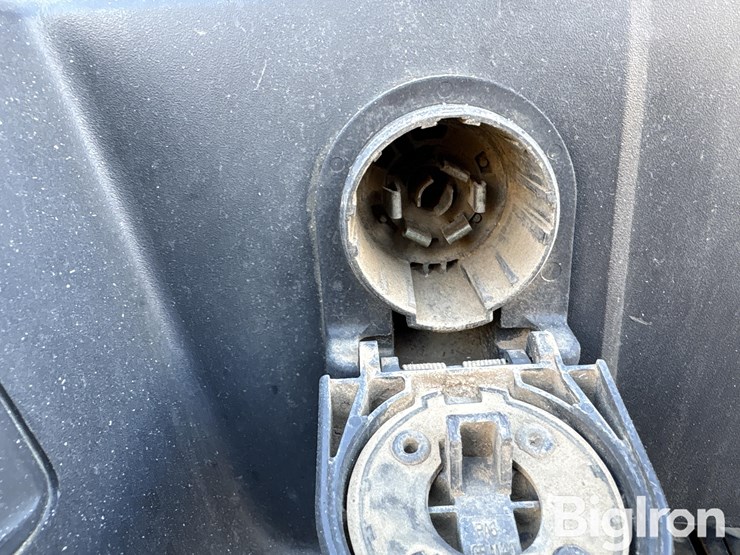 2015-gmc-sierra-2500-image-19