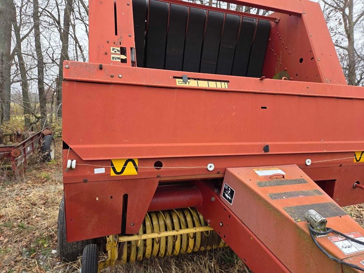 new-holland-664-image-19