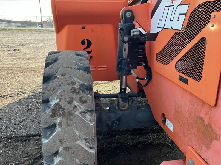 #1206-•-2011-jlg-6042-telehandler-image-28