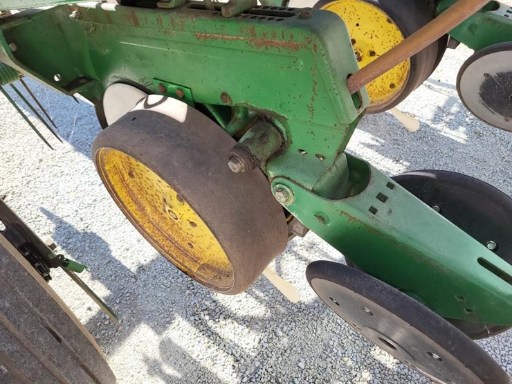 john-deere-7000-image-19