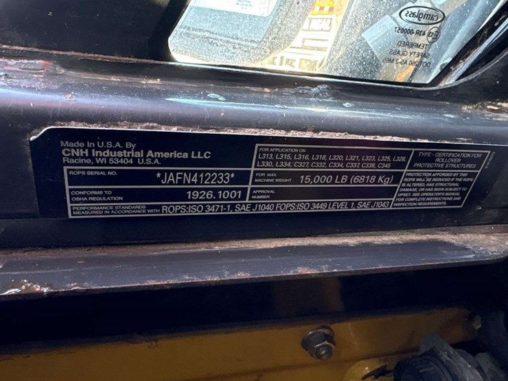 new-holland-l328-image-24