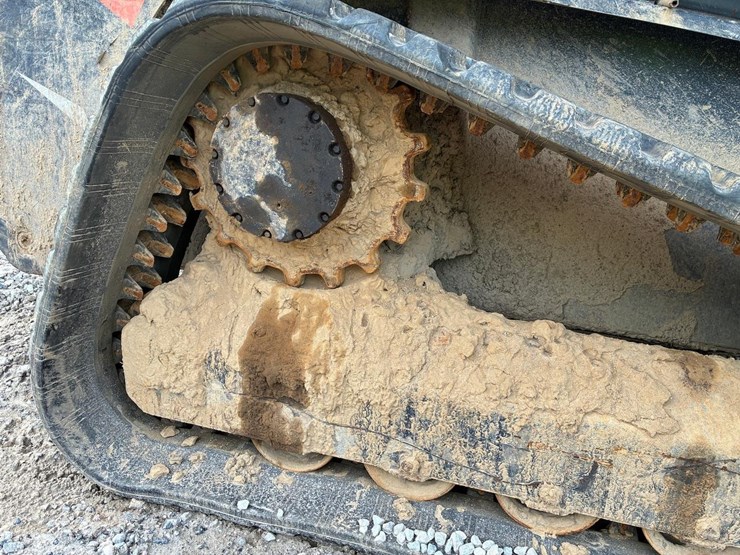 2021-kubota-svl97-2-image-12