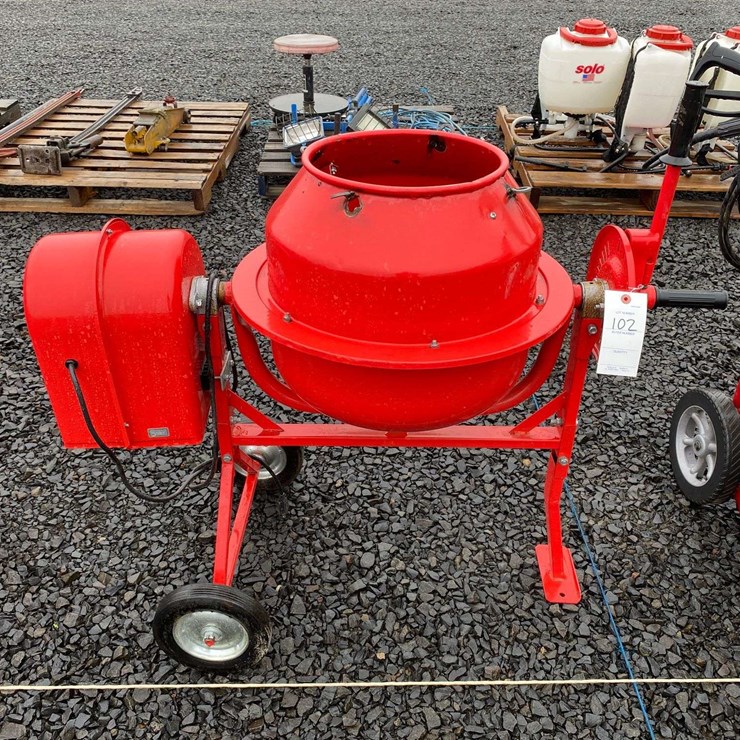 Central Machinery 1.25 cu/ft Mini Cement Mixer