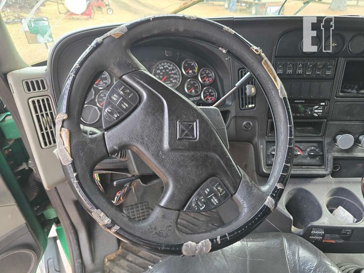 2013-international-prostar-image-33