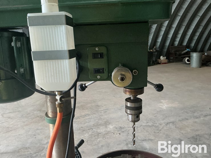 central-machinery-t-583-drill-press-image-17