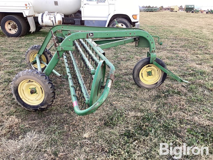 john-deere-672-image-4