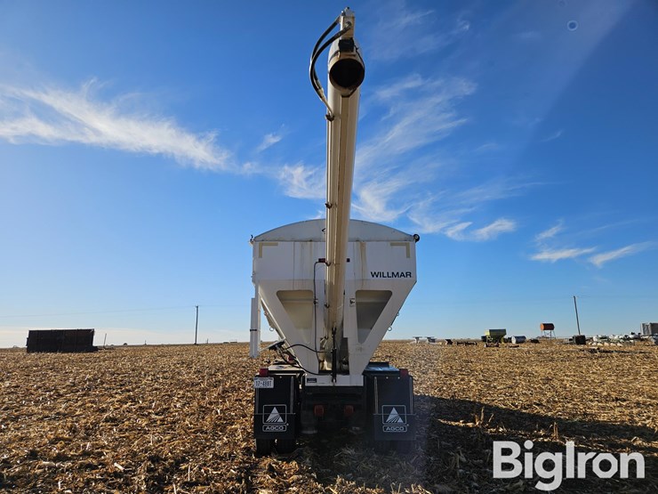 freightliner-fld120-image-6