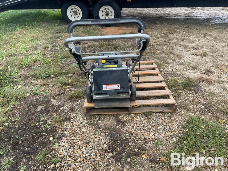 john-deere-5hp-image-6