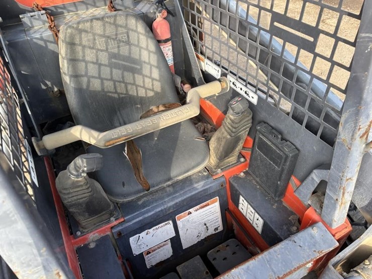 2003-thomas-t153-skid-steer-loader-image-19
