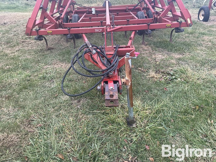 case-ih-4800-image-11