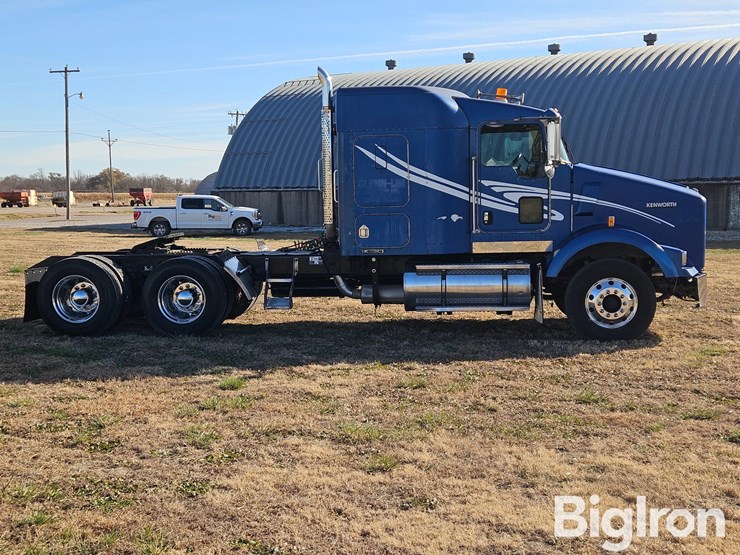 2007-kenworth-t800-image-4