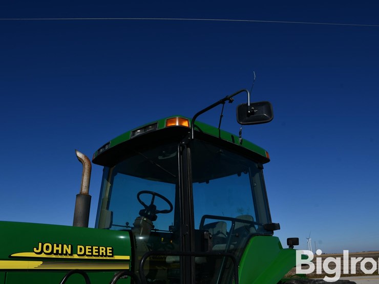 john-deere-8410t-image-18