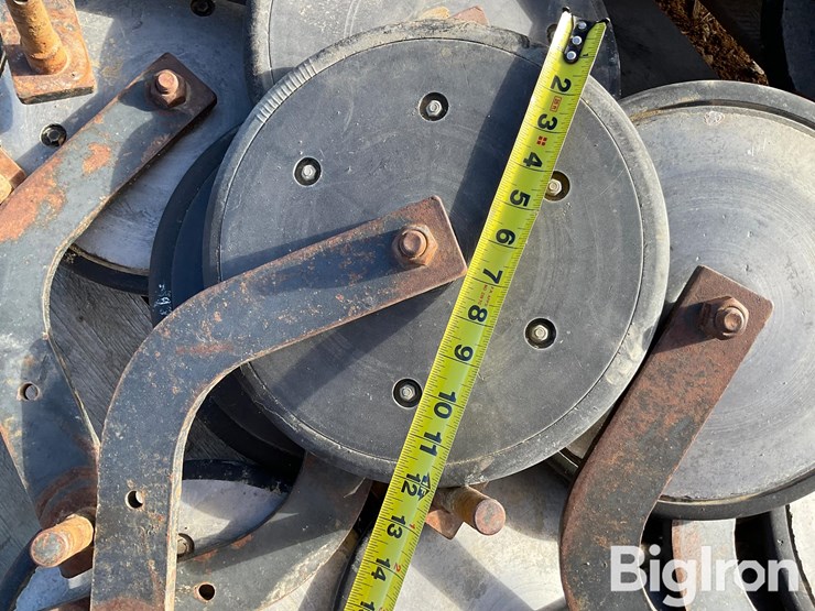 john-deere-750-image-12