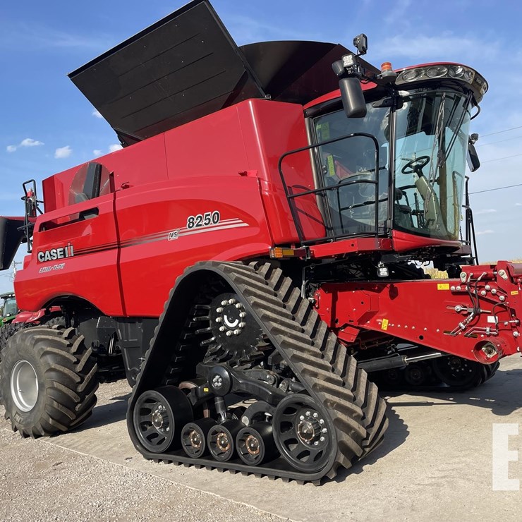 2024 CASE IH 8250