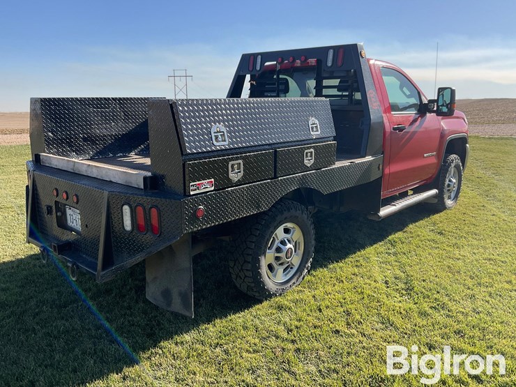 2017-gmc-sierra-2500-image-5