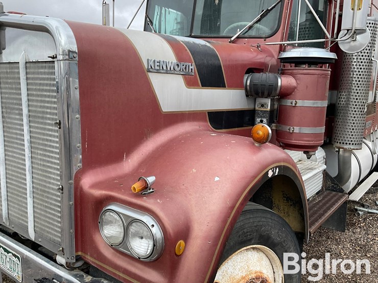 1980-kenworth-w900-image-15