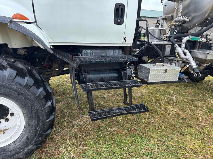 international-durastar-4300-image-15