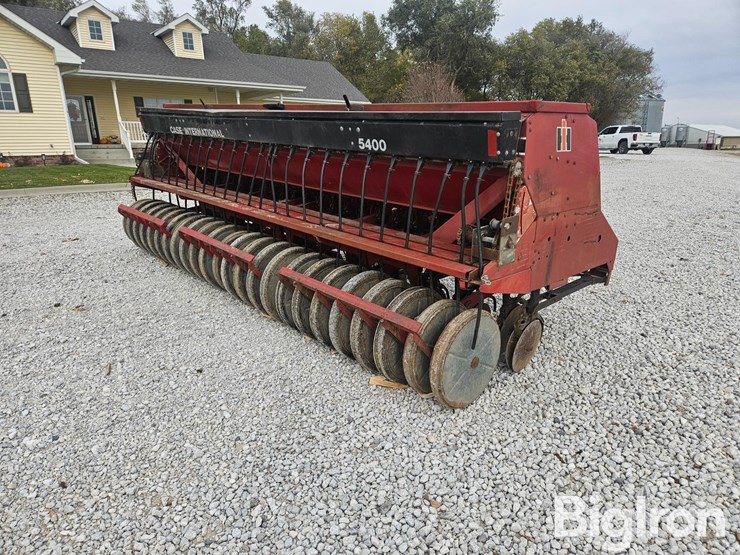 international-6200-image-5