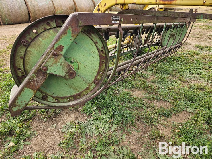 john-deere-640-image-12